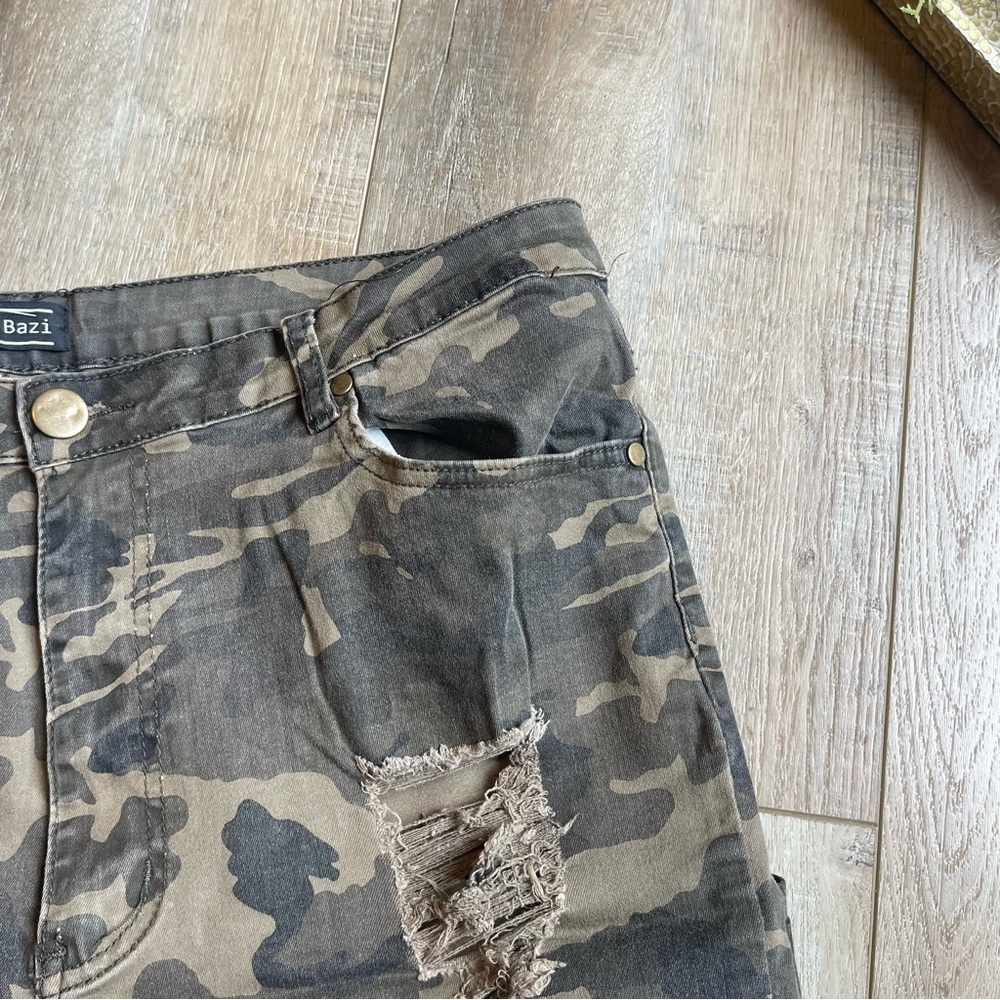 American Bazi women’s Camouflage Pants 3X - Picture 3 of 7